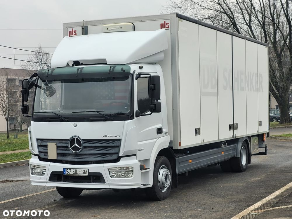 Mercedes-Benz Atego 1523