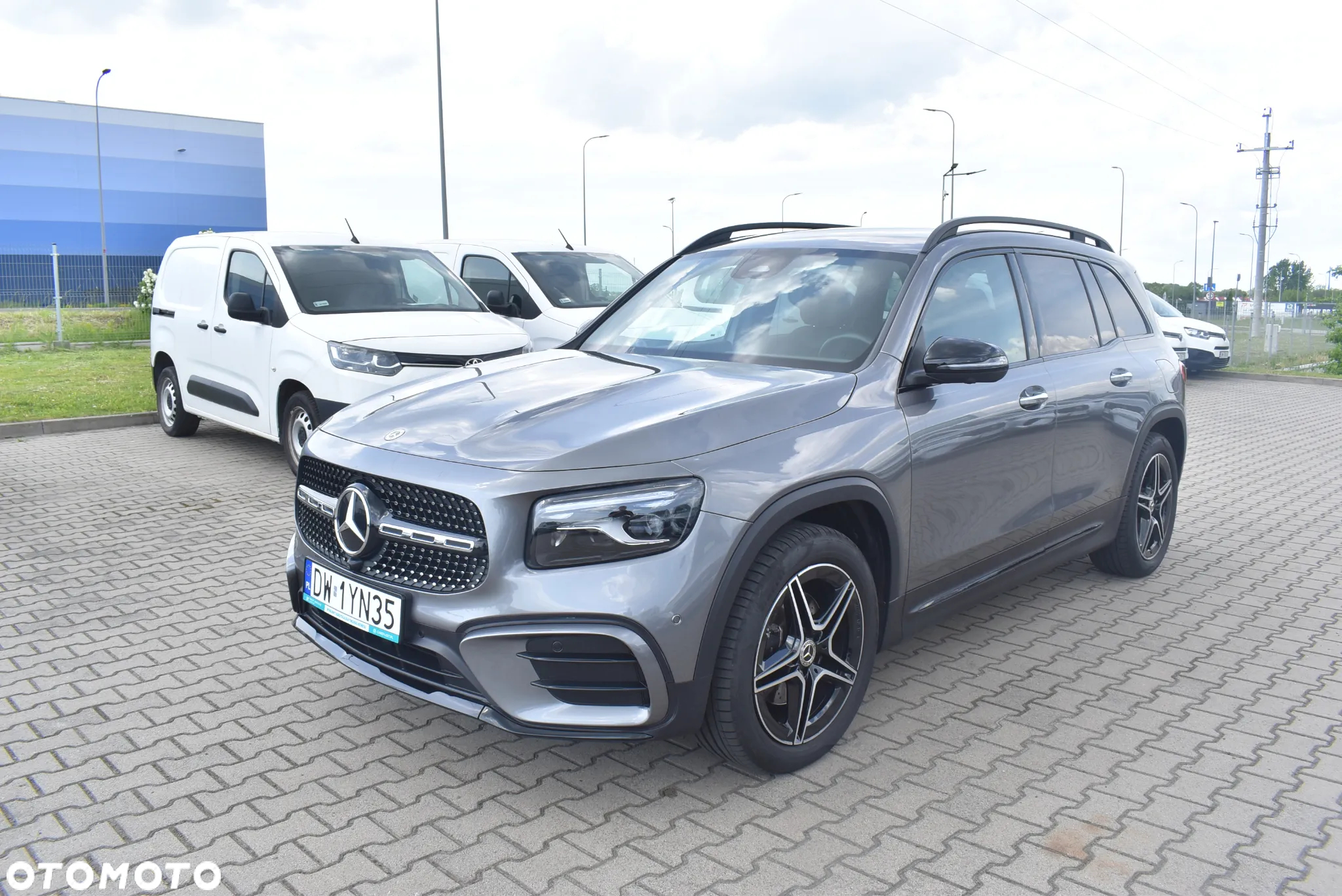 Mercedes-Benz GLB 200 d 4-Matic 8G-DCT - 3