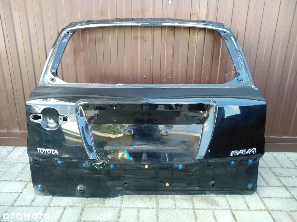 Klapa bagażnika tył Toyota RAV4 III 2005-2012 - 1
