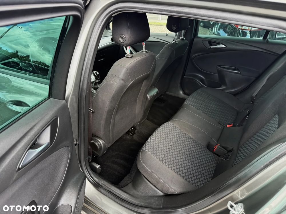 Opel Astra 1.5 D Start/Stop Business Edition - 9