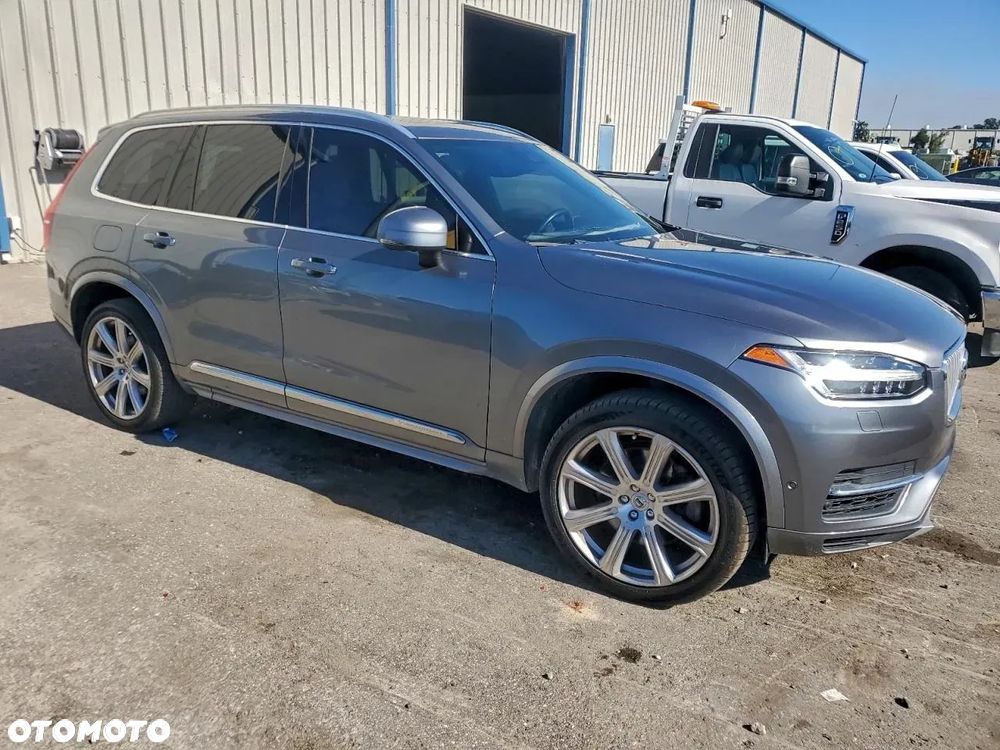 Volvo XC 90 T8 AWD Recharge Geartronic Inscription Edition - 3