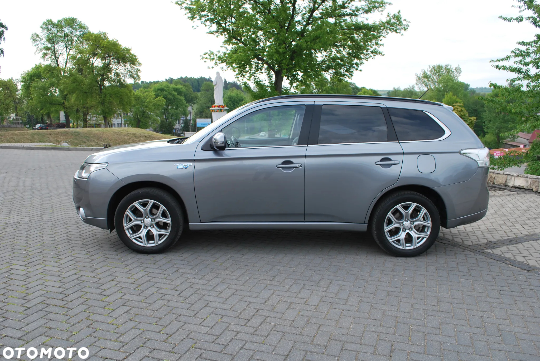 Mitsubishi Outlander 2.0 4WD Plug-In Hybrid Top - 4