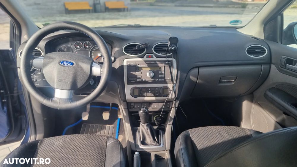 Ford Focus 1.6 Ti-VCT Titanium - 13