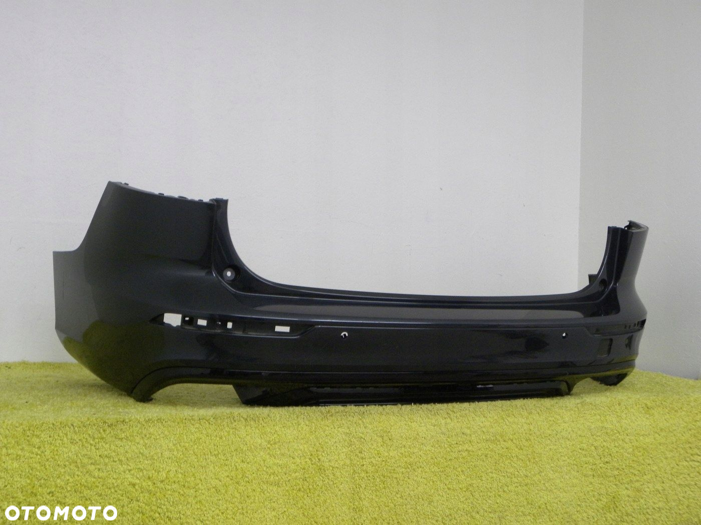 Zderzak Tył Volvo V60 3 III 18- R-Design - 2