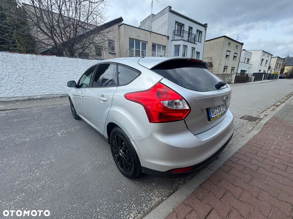 Ford Focus 1.6 TI-VCT Ambiente - 3