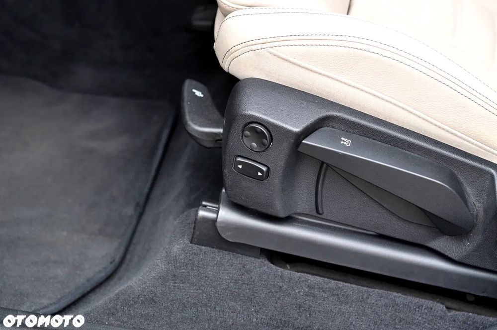 BMW X3 sDrive18d MHEV xLine - 30