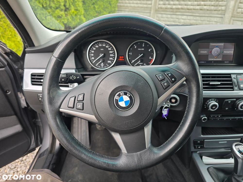 BMW Seria 5 520d Special Edition - 25