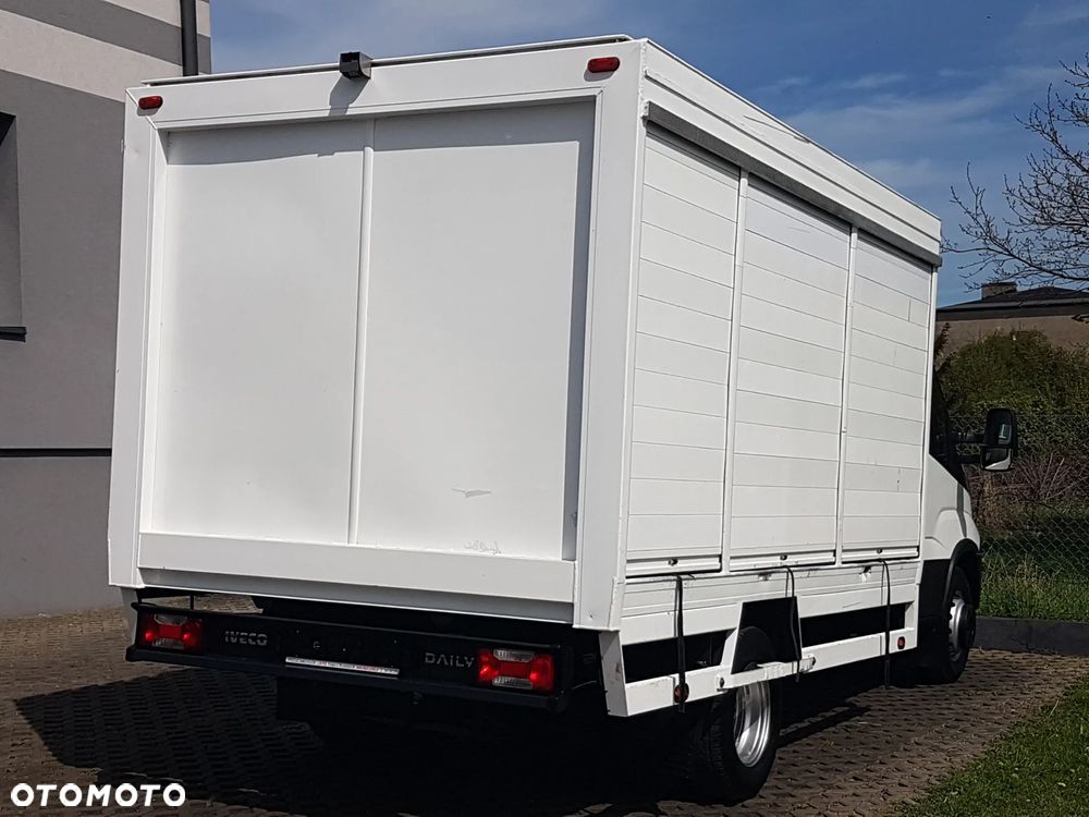 Iveco 70C18 KONTENER ROLETY BOK DO TRANSPORTU WODY 3,66x2,21x1,86 KLIMA DMC 7000KG RAMA PODWOZIE - 4