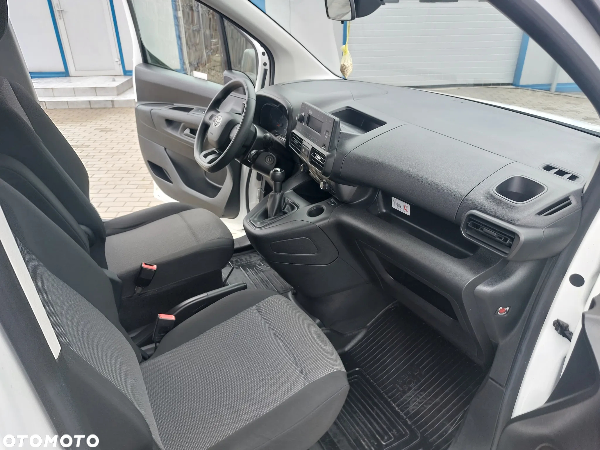 Toyota ProAce - 28