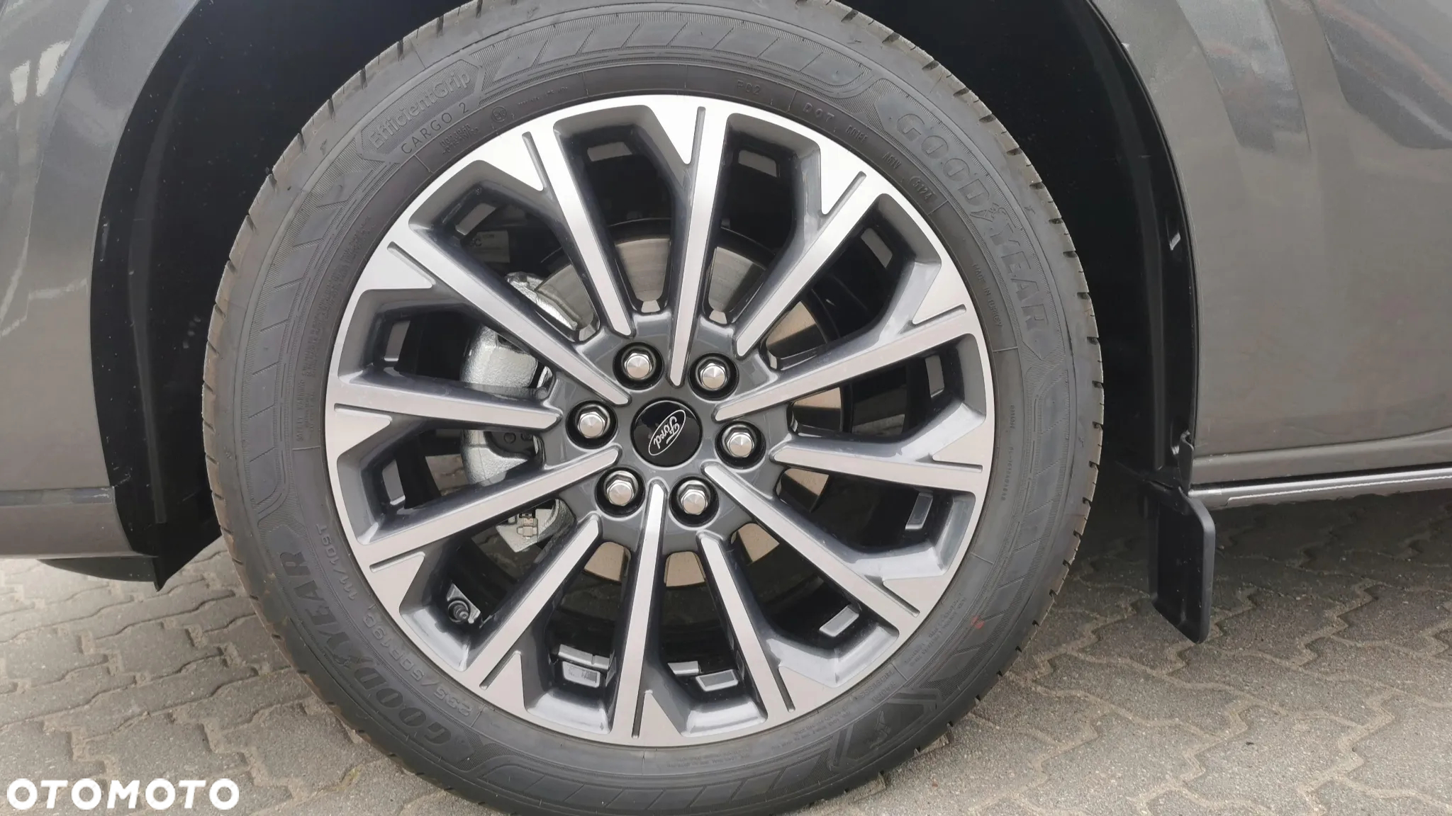 Ford Tourneo Custom 2.5 PHEV CVT 340 L2 Titanium X - 26