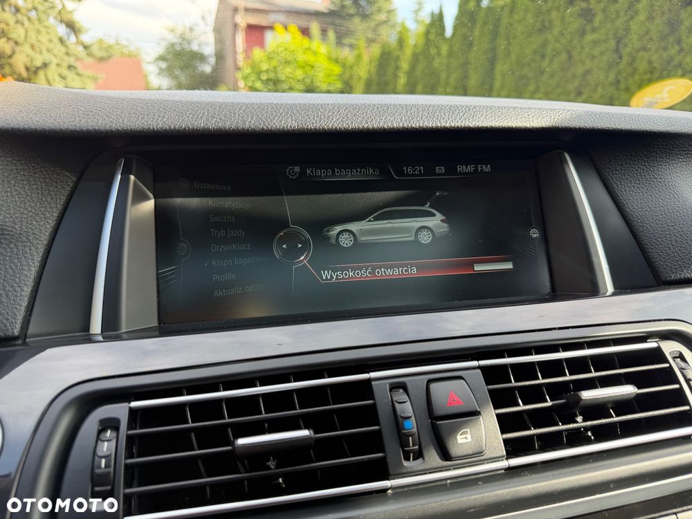 BMW Seria 5 520d Luxury Line - 28