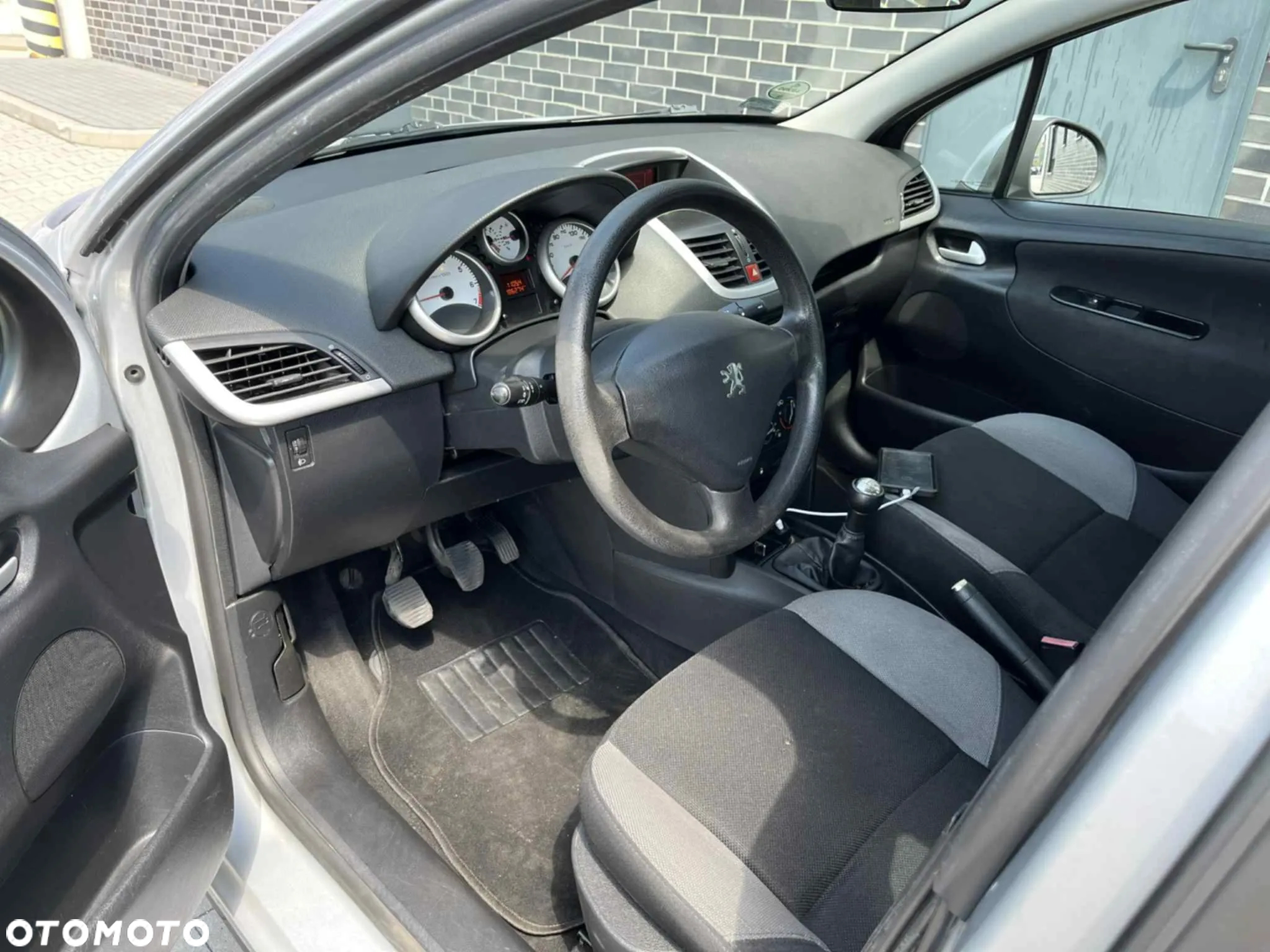 Peugeot 207 1.4 16V Sporty - 39