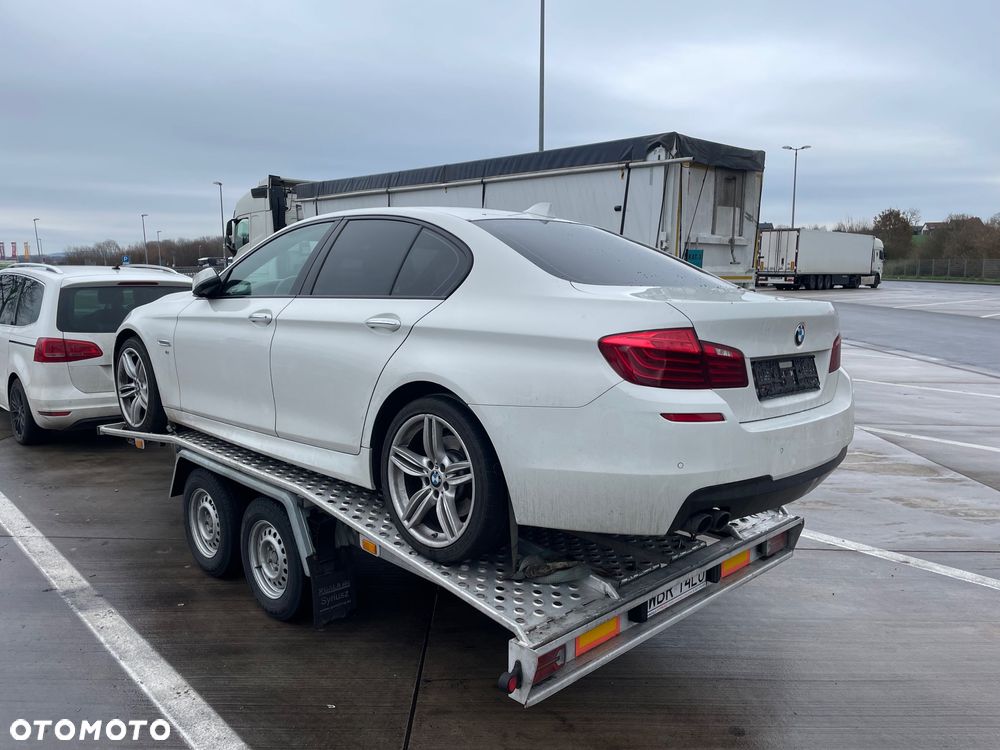 BMW Seria 5 525d Sport-Aut - 4