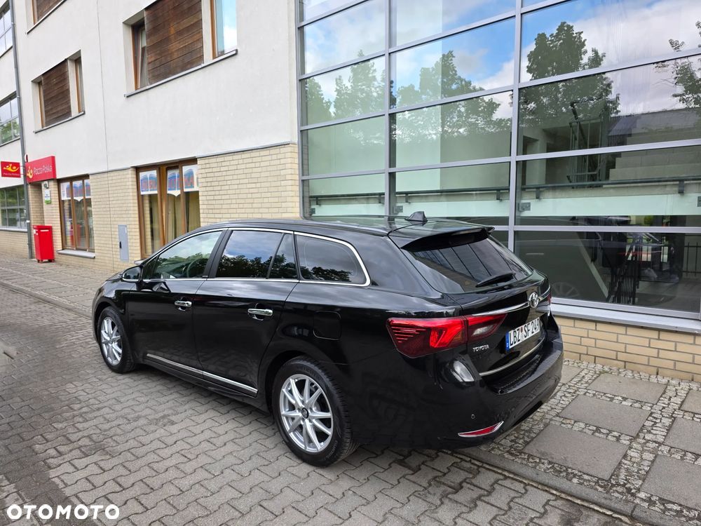 Toyota Avensis - 5