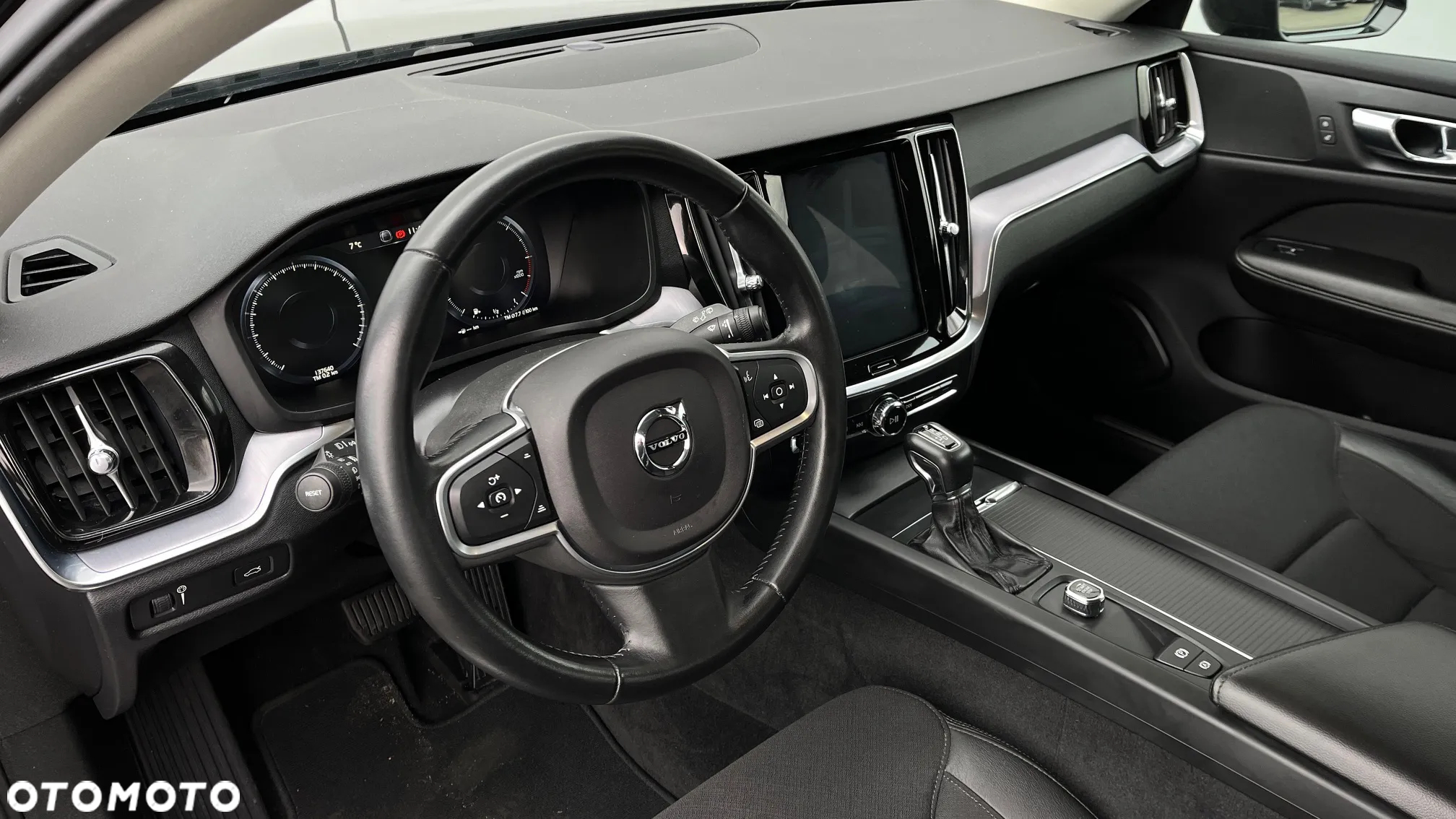 Volvo V60 D3 AWD Momentum - 18