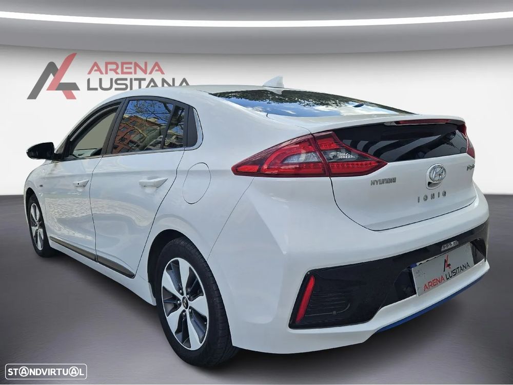Hyundai Ioniq 1.6 GDI PHEV Tech - 17