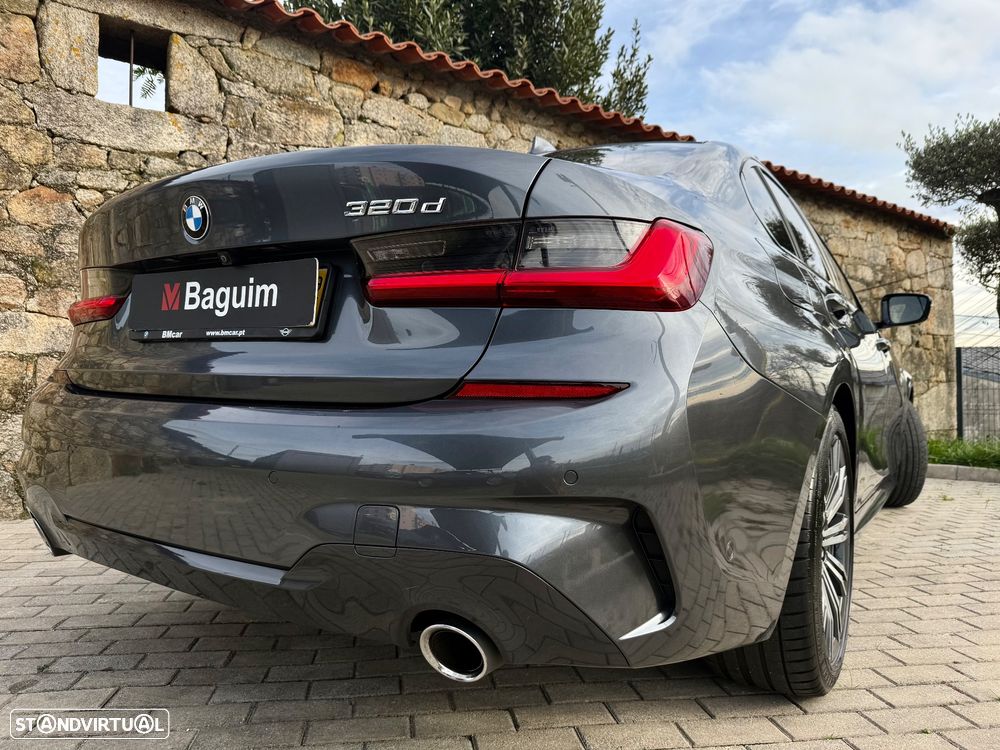 BMW 320 d Pack M Shadow Auto - 4