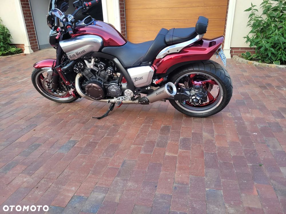 Yamaha V-MAX - 5