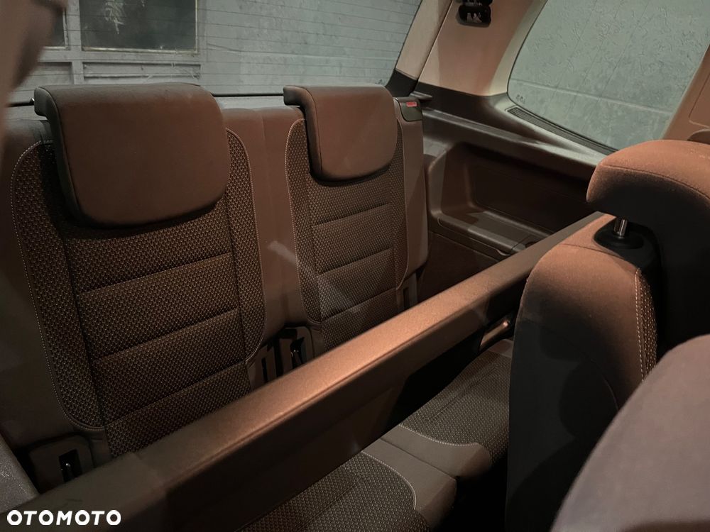 Volkswagen Touran 1.4 TSI Comfortline Perfectline - 27