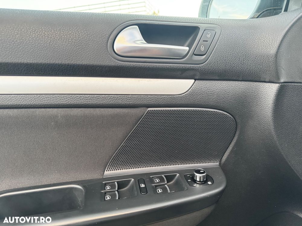 Volkswagen Golf Variant 1.6 TDI DPF DSG Comfortline - 14