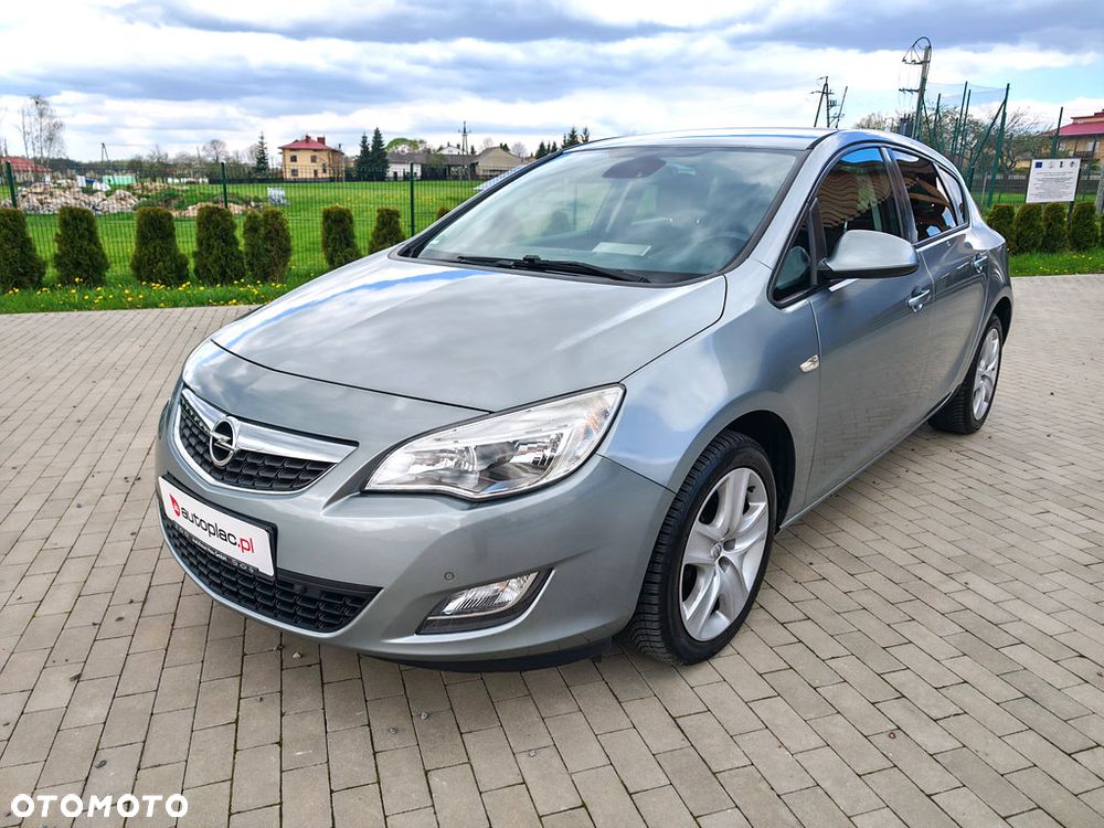Opel Astra 1.4 Turbo Edition - 2
