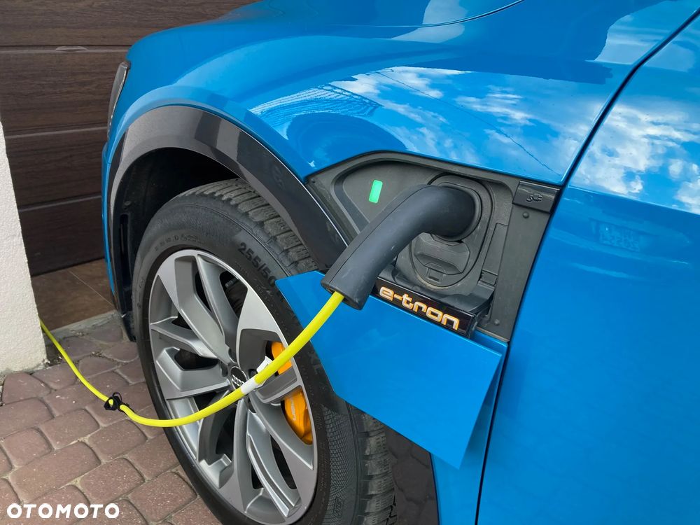 Audi e-tron Sportback 55 Quattro S Line - 11