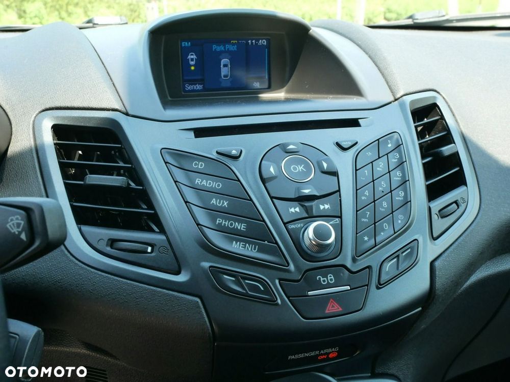 Ford Fiesta 1.0 Celebration - 7