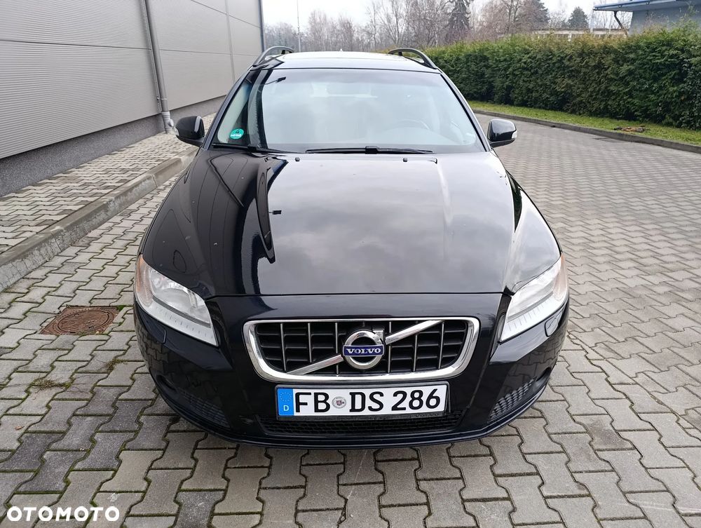 Volvo V70 2.5T Momentum - 9