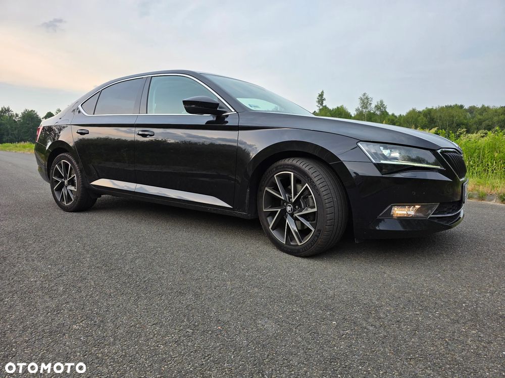 Skoda Superb 2016 photo 2