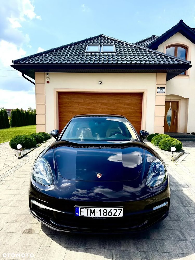 Porsche Panamera 4 - 2