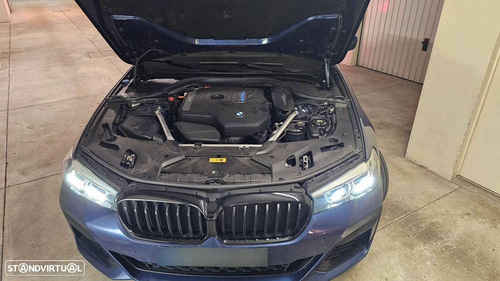 BMW 530 e Pack Desportivo M - 2