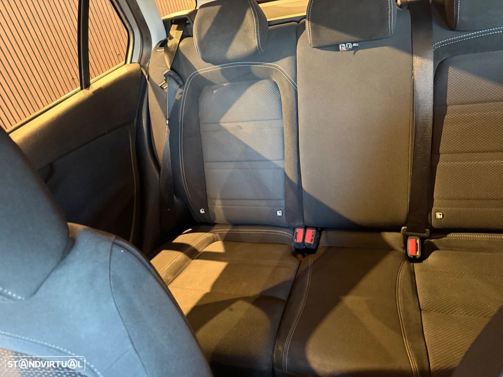 Fiat Tipo Station Wagon 1.3 M-Jet Lounge J17 - 23