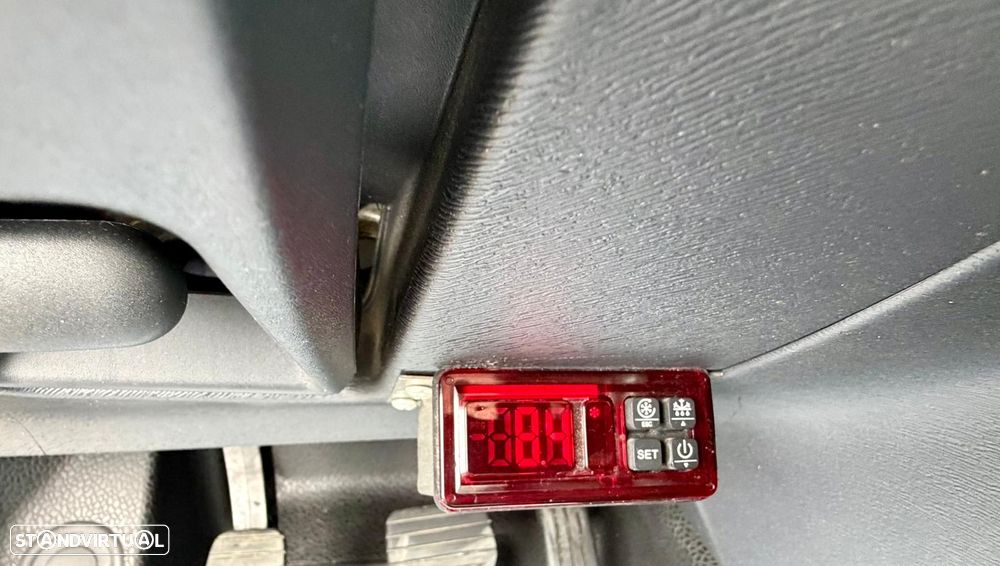 Renault kANGOO 1.5DCI LONGA ISOTÉRMICA 3l - 8