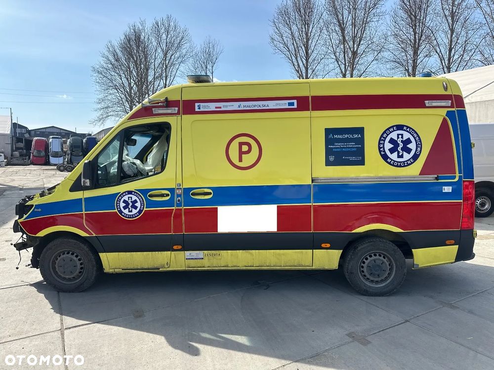 Mercedes-Benz SPRINTER - 1