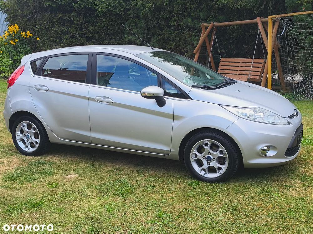Ford Fiesta 1.25 Titanium EU5 - 16
