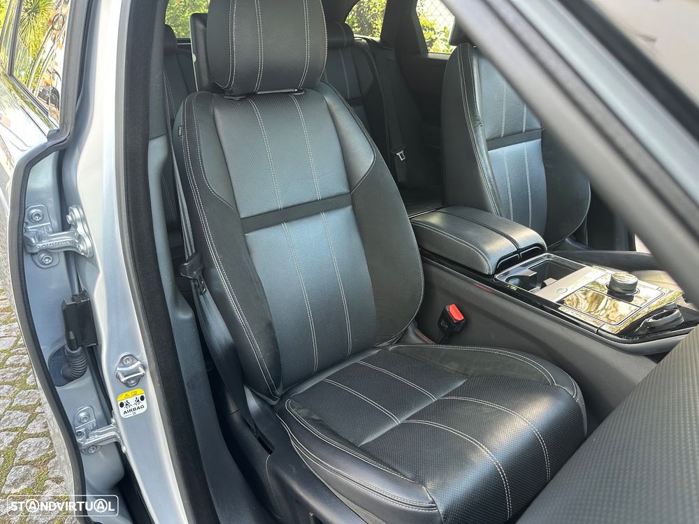 Land Rover Range Rover Velar 2.0 D R-Dynamic S - 29