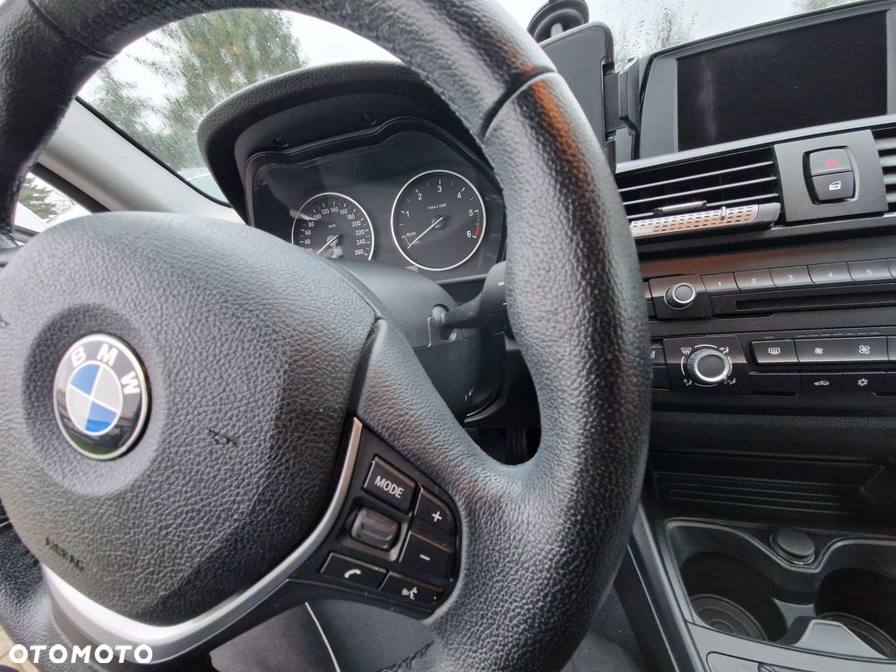 BMW Seria 1 - 10
