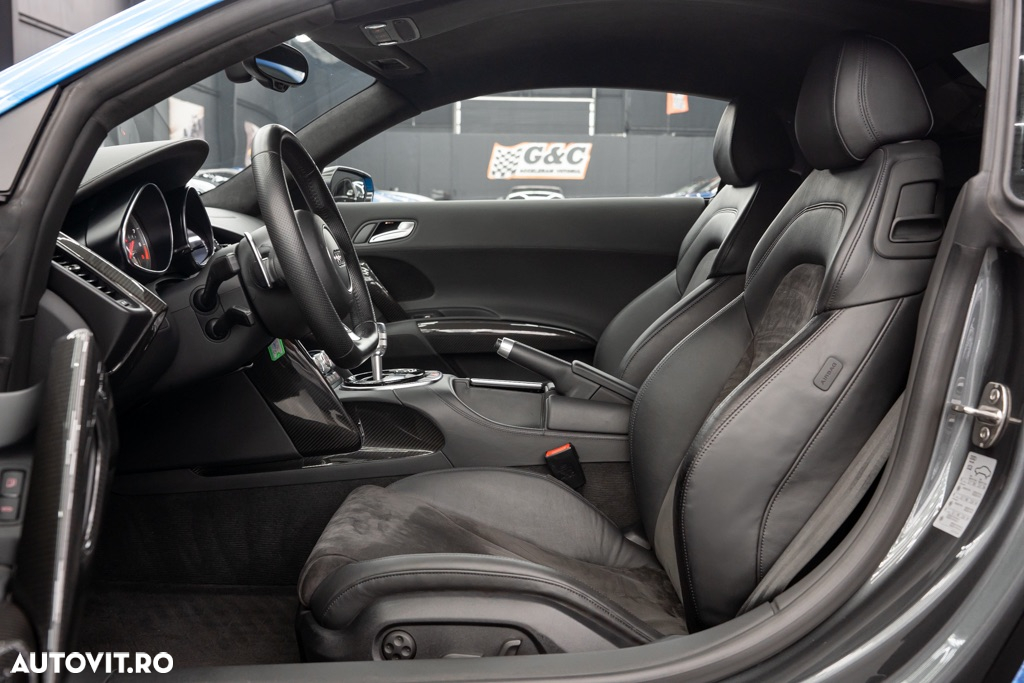 Audi R8 Coupe 4.2 FSI Quattro Stronic - 12
