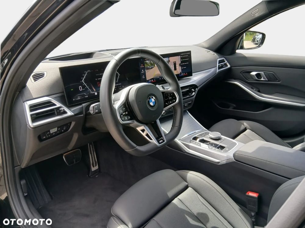 BMW Seria 3 330i xDrive M Sport - 9