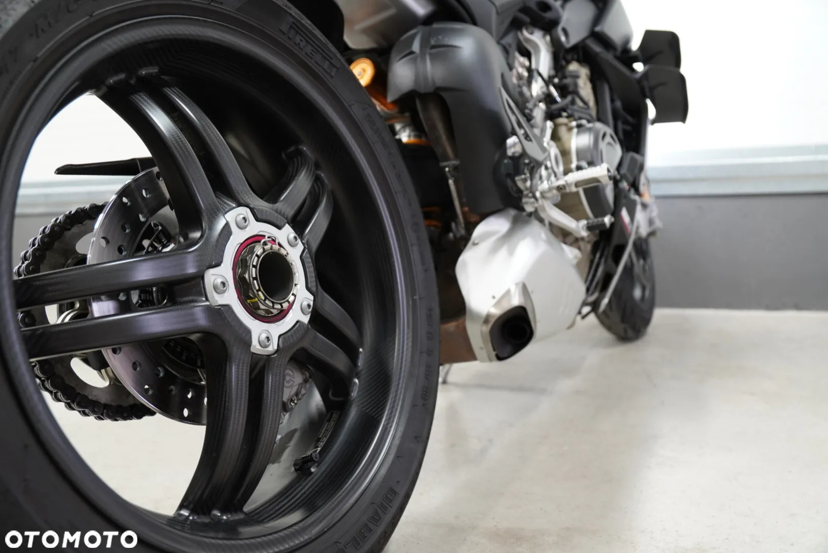 Ducati Streetfighter V4 - 9