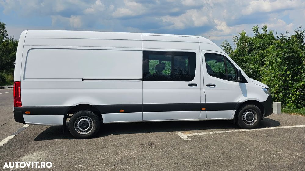 Mercedes-Benz Sprinter - 2