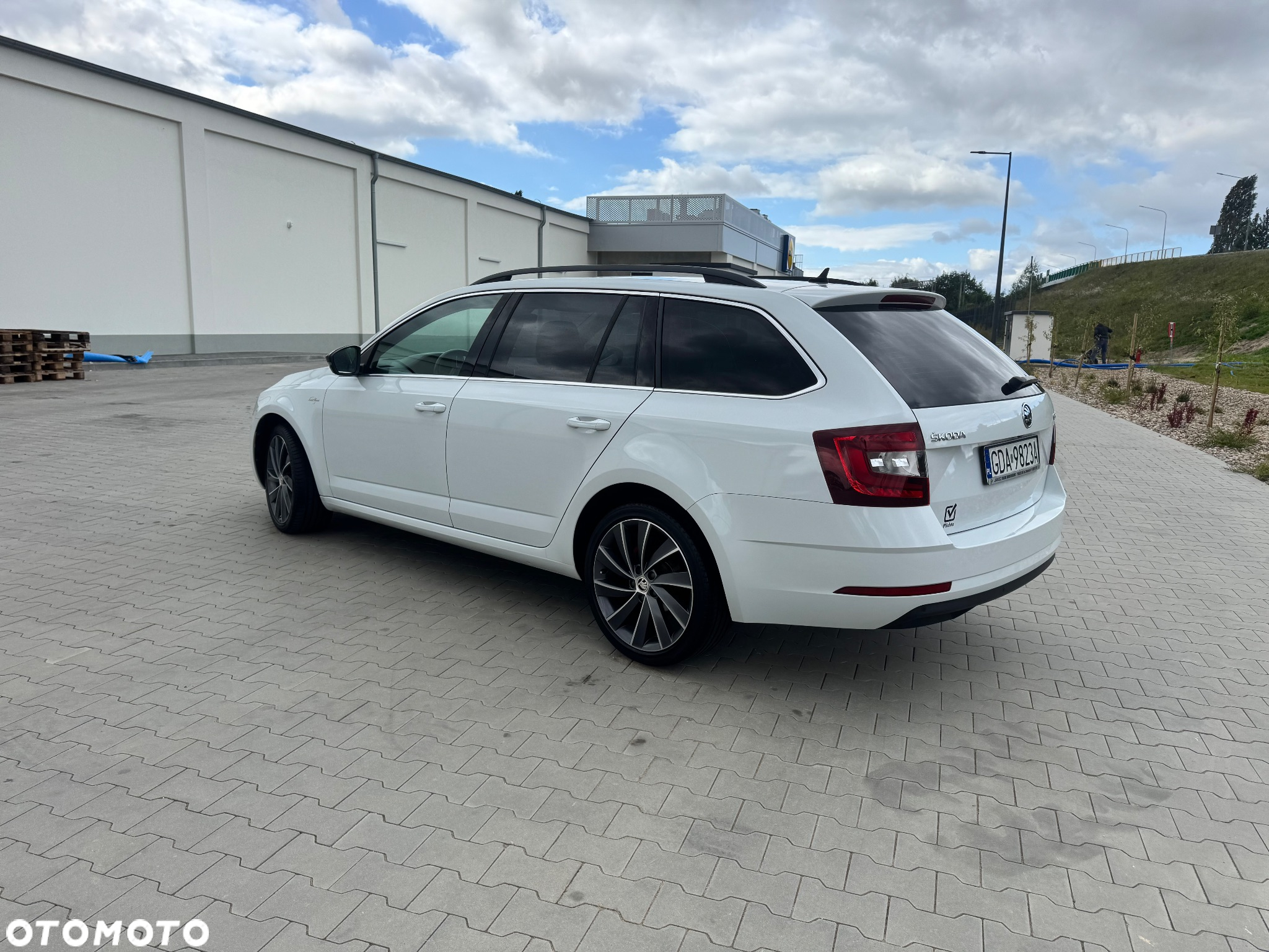 Skoda Octavia 2.0 TDI L&K - 7