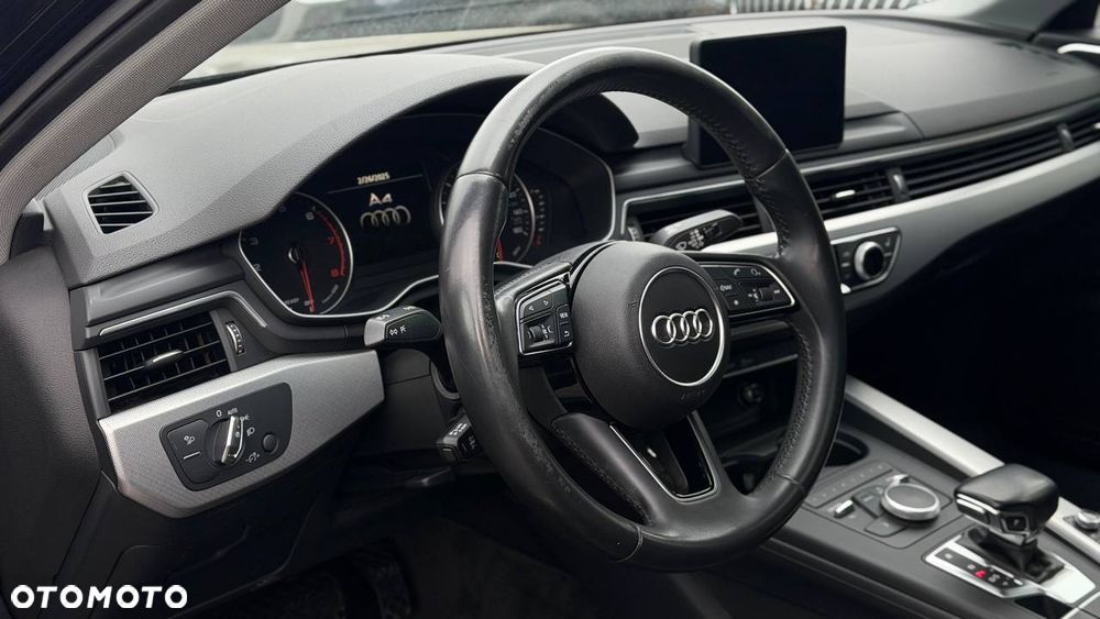 Audi A4 Limousine - 11