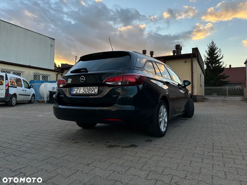 Opel Astra 1.6 CDTI Sport - 2