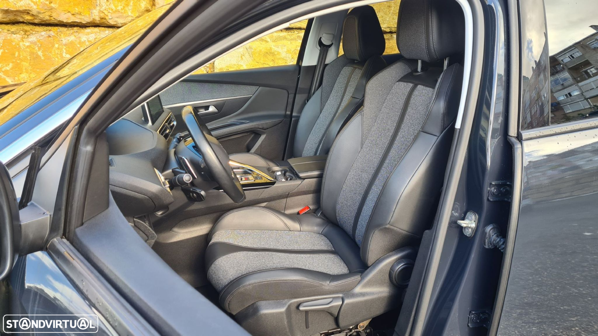 Peugeot 3008 1.5 BlueHDi Allure EAT8 - 30