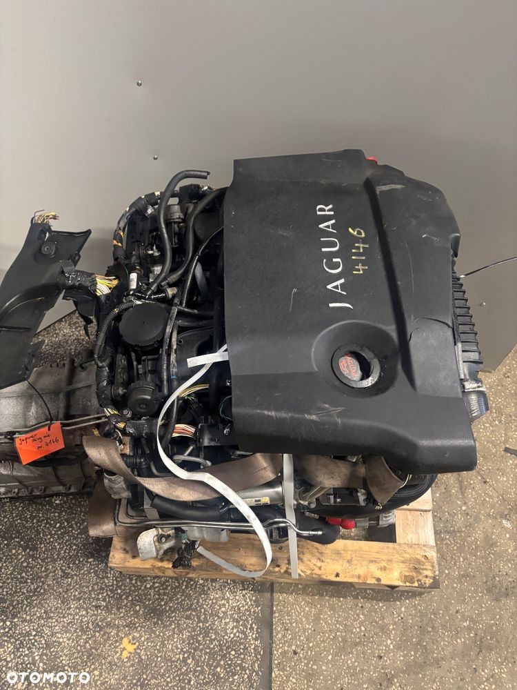 Silnik kompletny  Jaguar S-type XF XJ 2.7 D V6 AJD  FILM video  ajd-v6 276dt f - 6