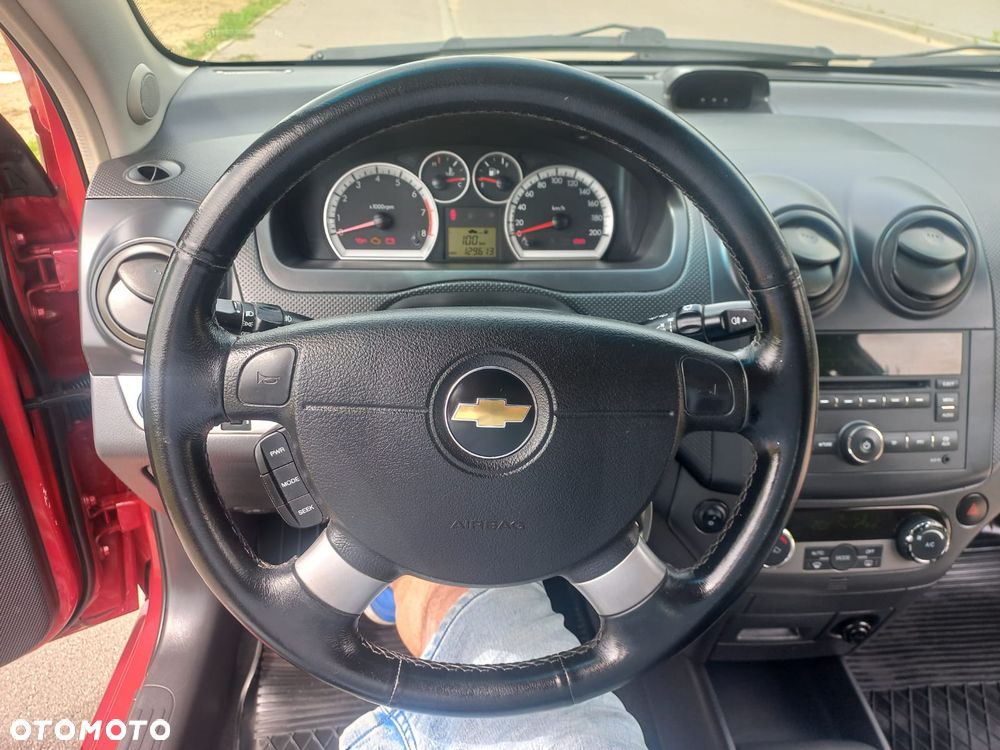 Chevrolet Aveo 1.4 LT - 8