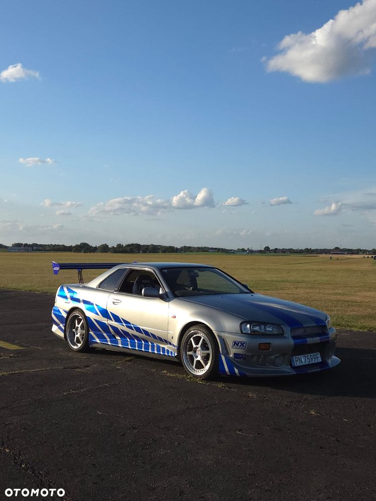 Nissan Skyline - 14