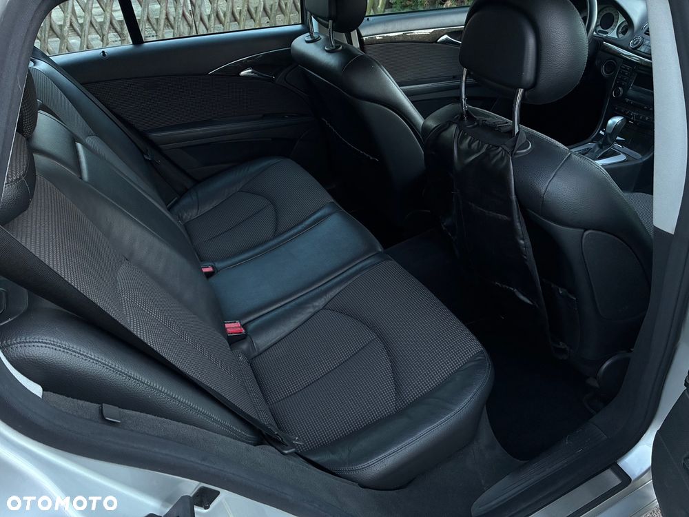 Mercedes-Benz Klasa E - 19