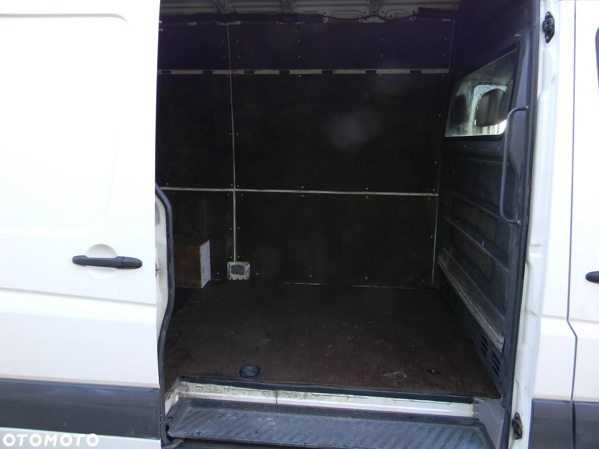 Volkswagen Crafter - 11
